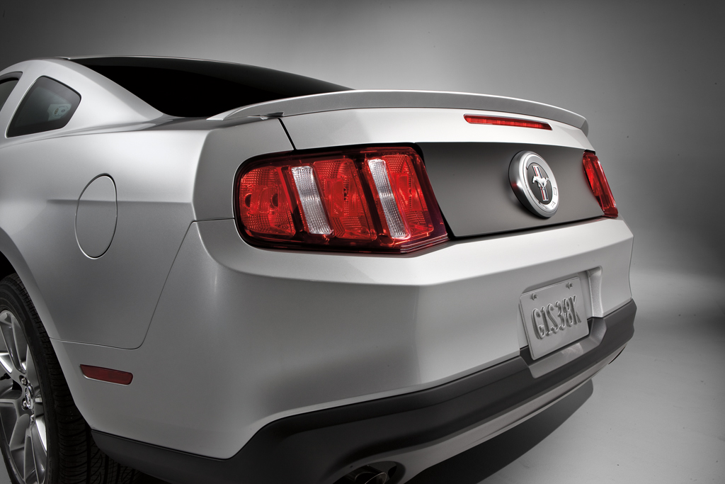 Image for Spoiler, Decklid Lip - Primed from AccessoriesCanada