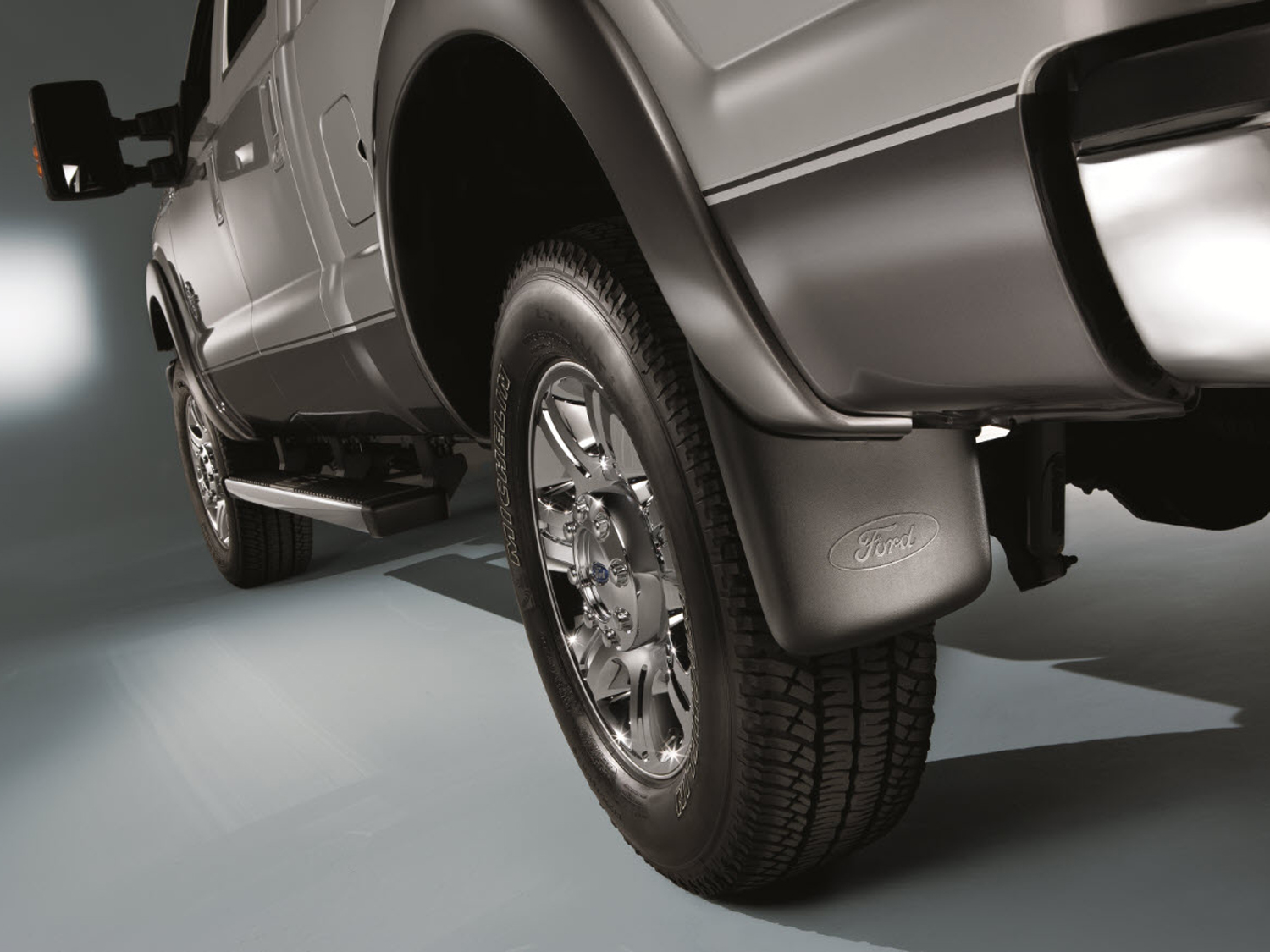 Image pour Pare-boue – Moulés, paire arrière, pour véhicules à RARS avec moulures de passage de roue à partir de AccessoriesCanada