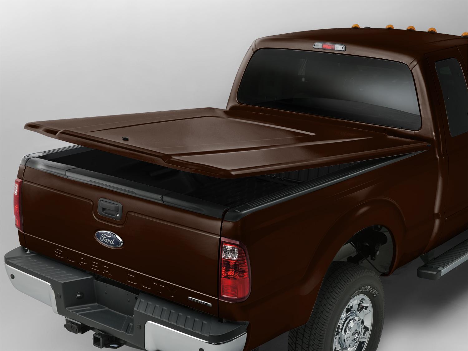 Image for Tonneau/Bed Covers - Hard Painted by UnderCover, 6.5 Short Bed, Kodiak Brown from AccessoriesCanada